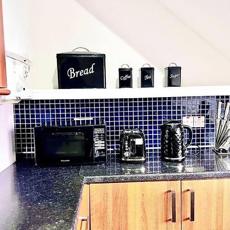 Crown House Two Bedroom Apartment Aberdeen Extérieur photo
