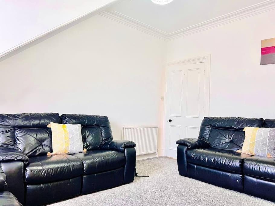 Crown House Two Bedroom Apartment Aberdeen Extérieur photo